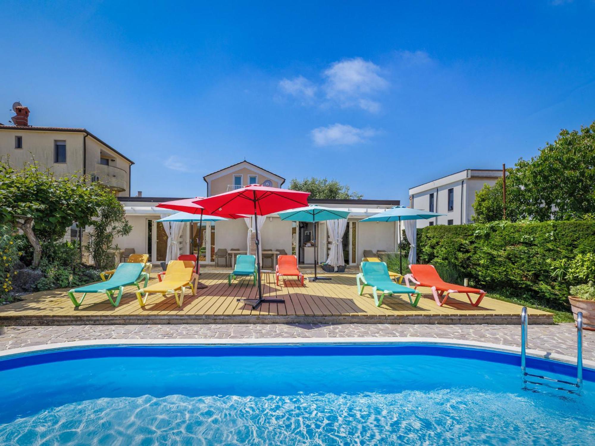 Nika-4 By Interhome Apartmán
