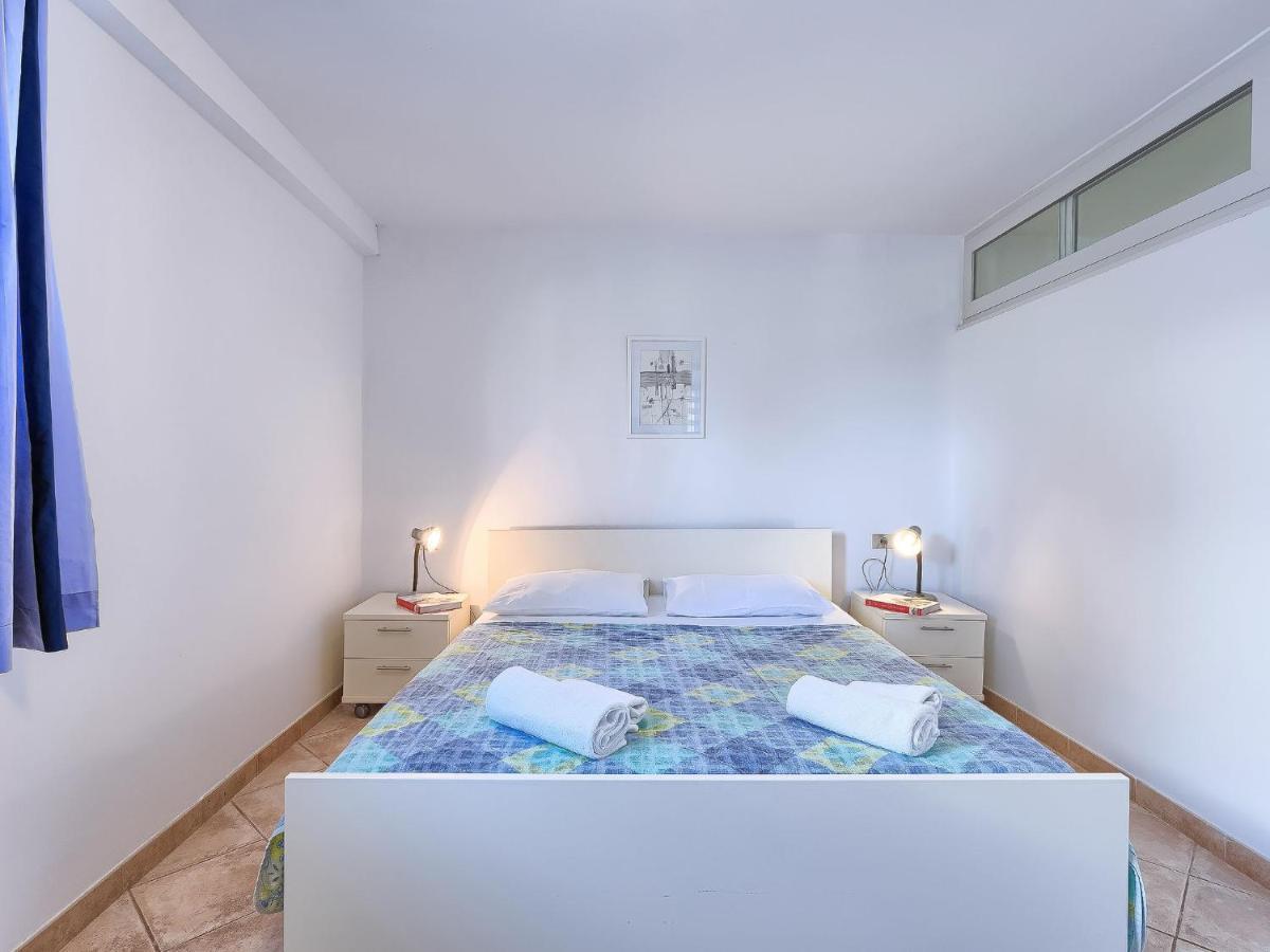 Nika-4 By Interhome * Umag